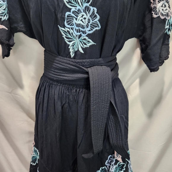 Bali Emerald Vintage 70s Floral Embroidered Whimsigoth Top and Skirt Set - Picture 8 of 13
